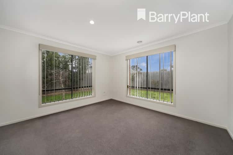 Sixth view of Homely house listing, 100 Melissa Way, Pakenham VIC 3810