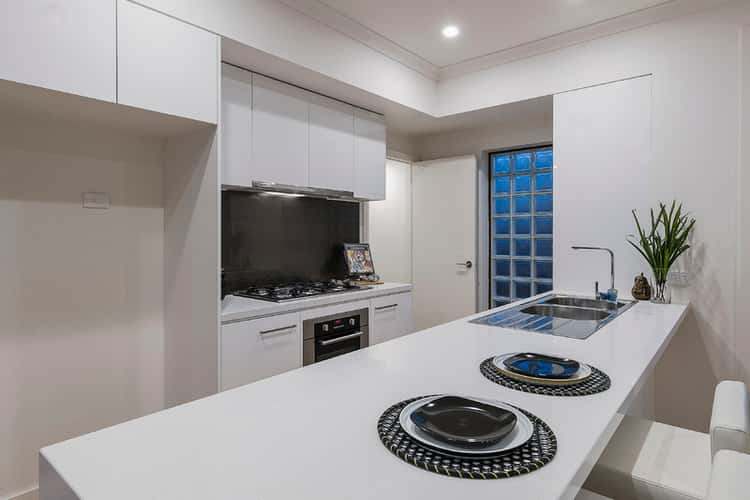 Sixth view of Homely townhouse listing, 2/11 Salisbury Road, Ashwood VIC 3147