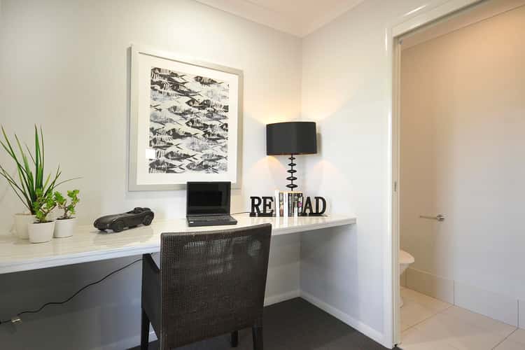 Fifth view of Homely unit listing, Room B - 3/277a Alderley Street, Centenary Heights QLD 4350