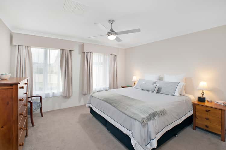 Seventh view of Homely house listing, 10 Feutrill Place, Broadwater WA 6280