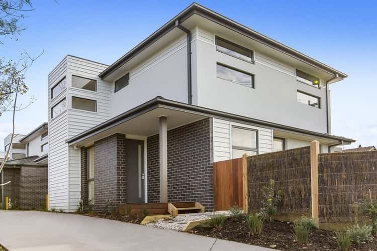 Main view of Homely townhouse listing, 1/98 Tanti Avenue, Mornington VIC 3931