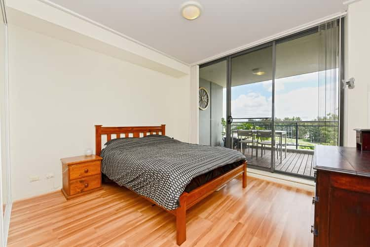 Third view of Homely apartment listing, 8/27 Bennelong Parkway, Wentworth Point NSW 2127