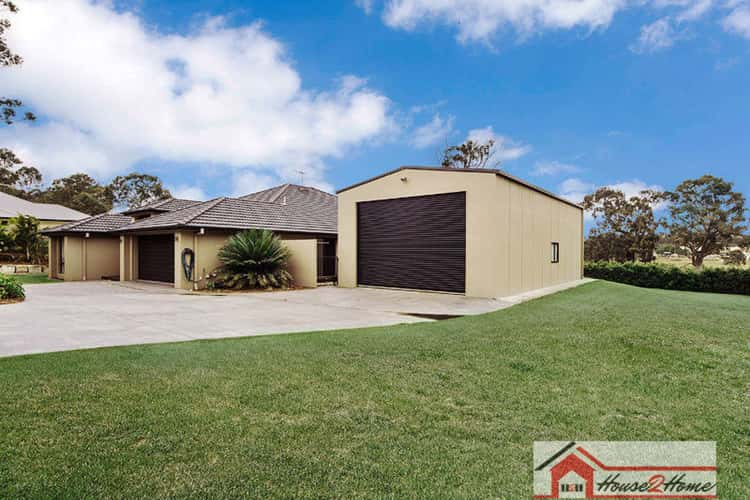 Main view of Homely acreageSemiRural listing, 8 Ironbark Court, Stapylton QLD 4207