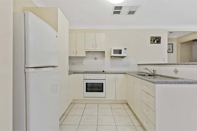 Third view of Homely house listing, 2/33 Oswald Street, Allenstown QLD 4700