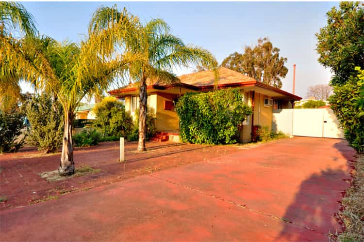 10 Coolbellup Avenue, Coolbellup WA 6163