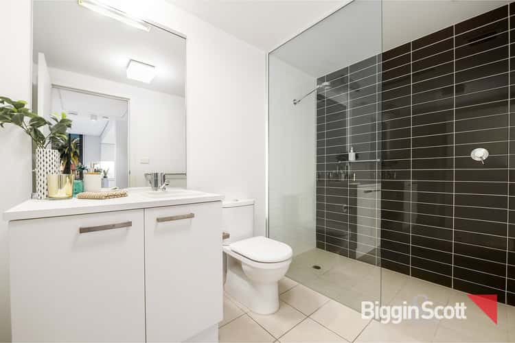Sixth view of Homely apartment listing, 1/151 Beach Street, Port Melbourne VIC 3207