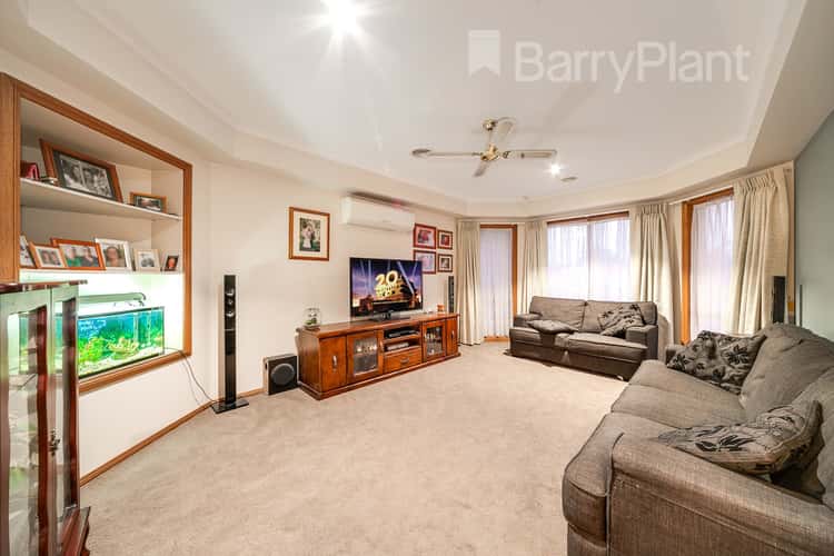 Second view of Homely house listing, 6 Wynen Court, Pakenham VIC 3810