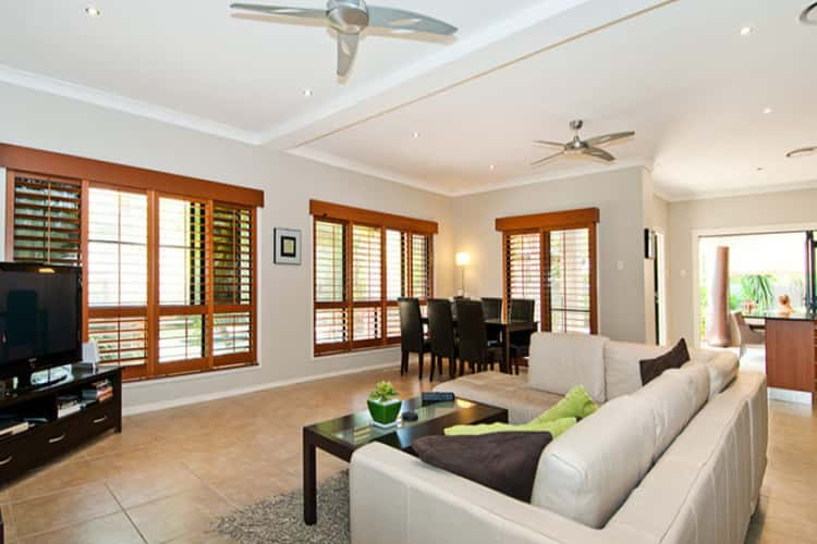 Fifth view of Homely house listing, 14 Fitzalan Circuit, Arundel QLD 4214