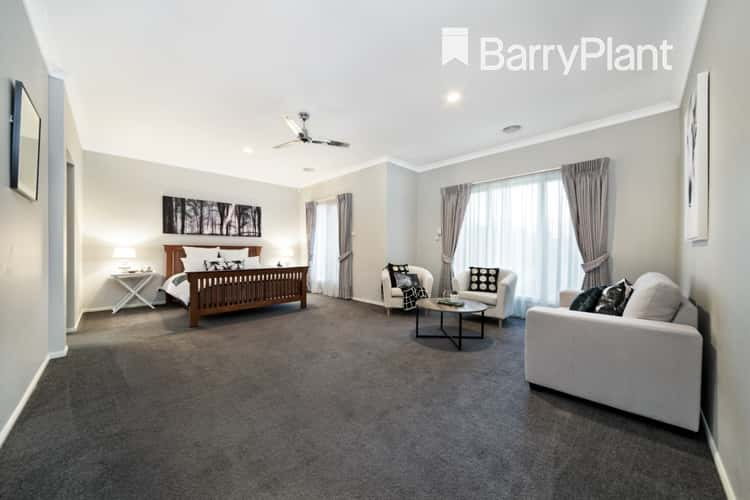 Second view of Homely house listing, 11 Malouf Court, Pakenham VIC 3810