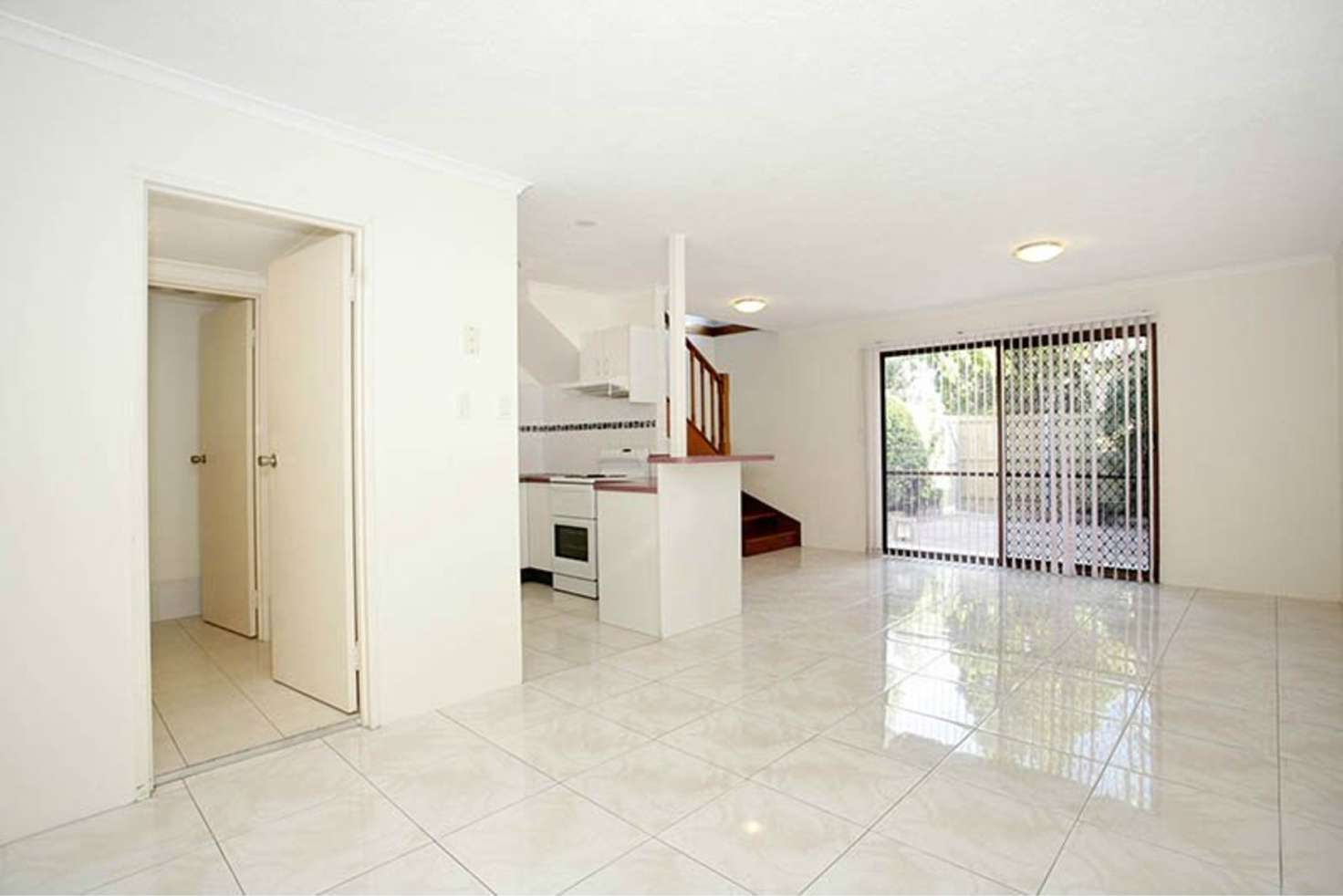 Main view of Homely townhouse listing, 8/23 Brassey Street, Fairfield QLD 4103