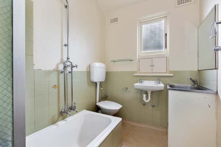 Fifth view of Homely apartment listing, 4/13 Creswick Street, Hawthorn VIC 3122