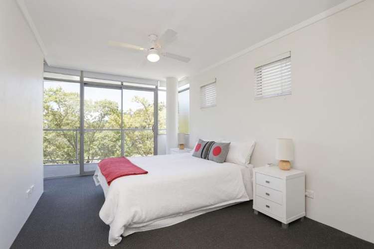 Fourth view of Homely apartment listing, 12/138 Mounts Bay Road, Perth WA 6000