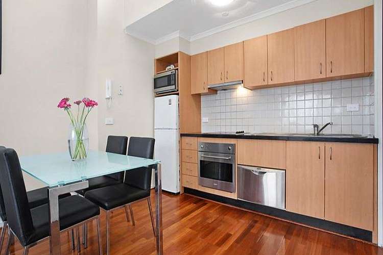 Second view of Homely apartment listing, 6/17 Champ Street, Coburg VIC 3058