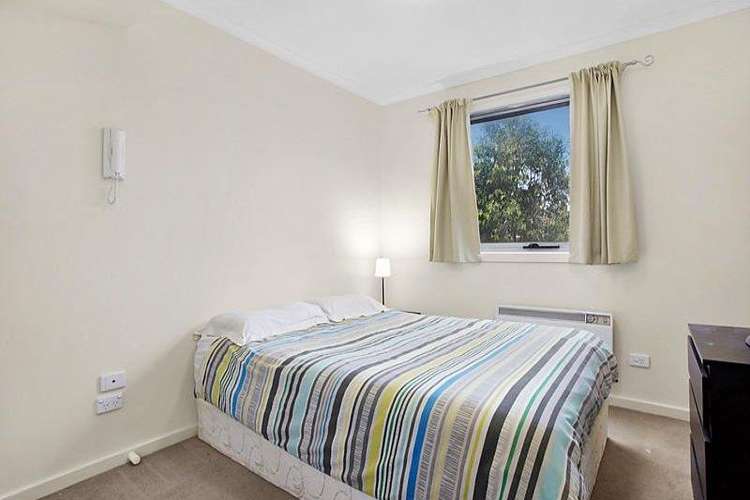 Fourth view of Homely apartment listing, 6/17 Champ Street, Coburg VIC 3058
