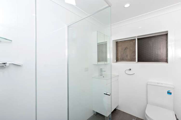 Third view of Homely apartment listing, 2/41 Mitchell Street, Chifley NSW 2036
