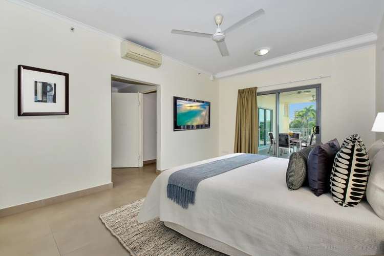 Main view of Homely apartment listing, 2/96 Woods Street, Darwin City NT 800