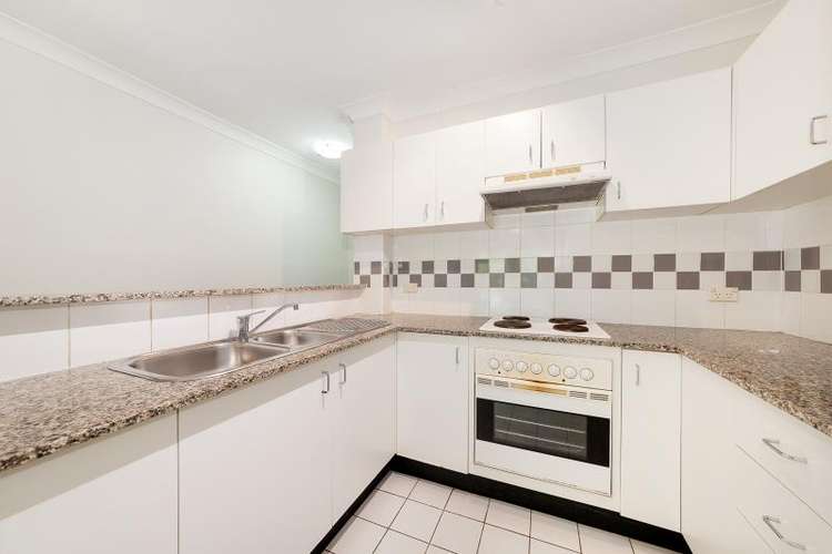 Fifth view of Homely apartment listing, 15/274-300 Anzac Parade, Kensington NSW 2033