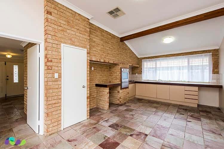 Third view of Homely semiDetached listing, 28 Elanora Drive, Cooloongup WA 6168