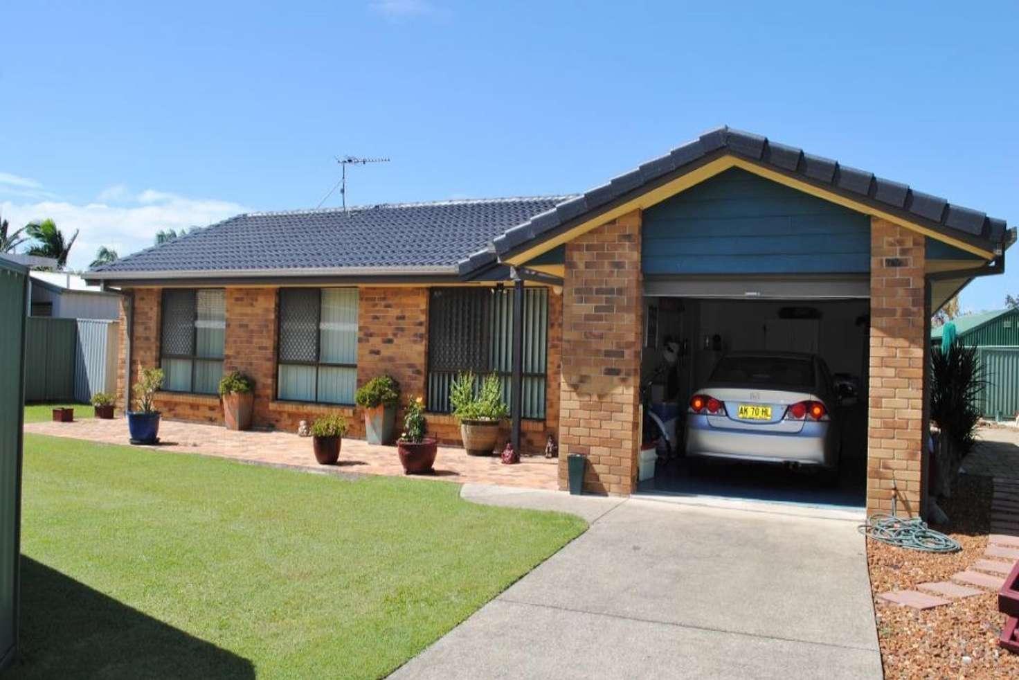 Main view of Homely semiDetached listing, 2/4 Tallowood Avenue, Bogangar NSW 2488