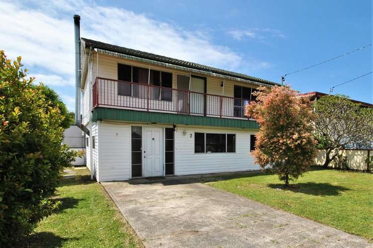 2 Barclay Avenue, Mannering Park NSW 2259