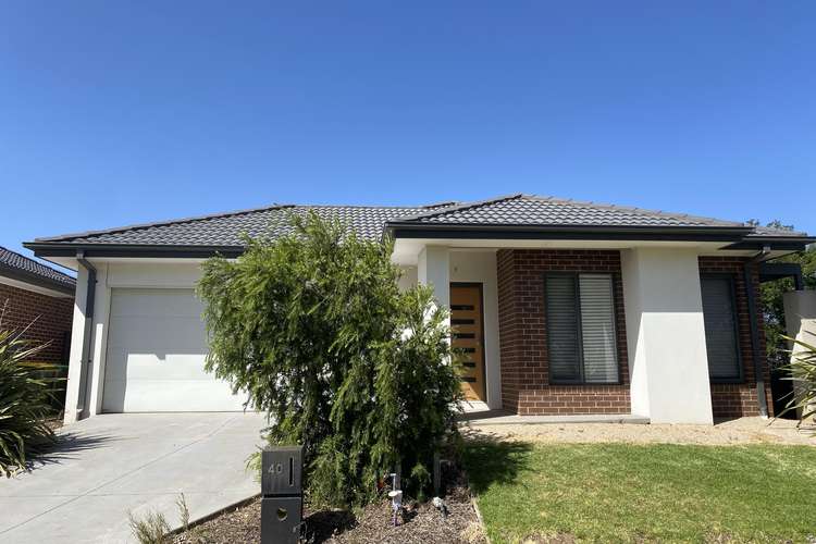 40 Bregman Esplanade, Manor Lakes VIC 3024