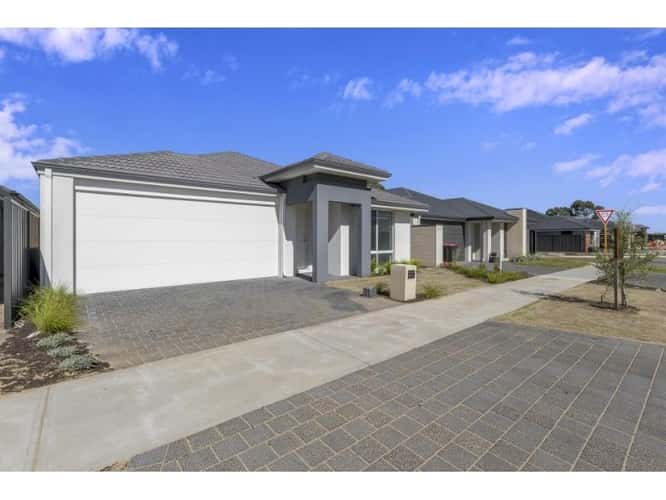 Second view of Homely house listing, 27 Dynasty Way, Forrestdale WA 6112