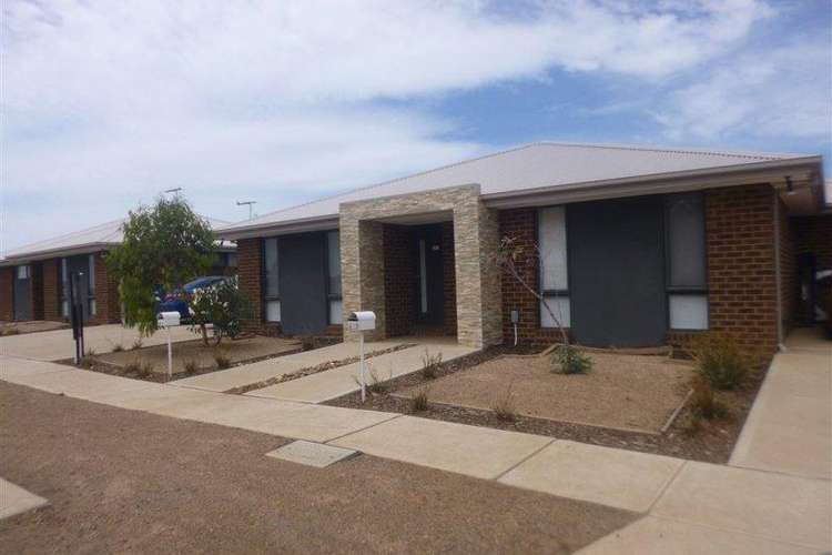 413 Hogans Road, Tarneit VIC 3029