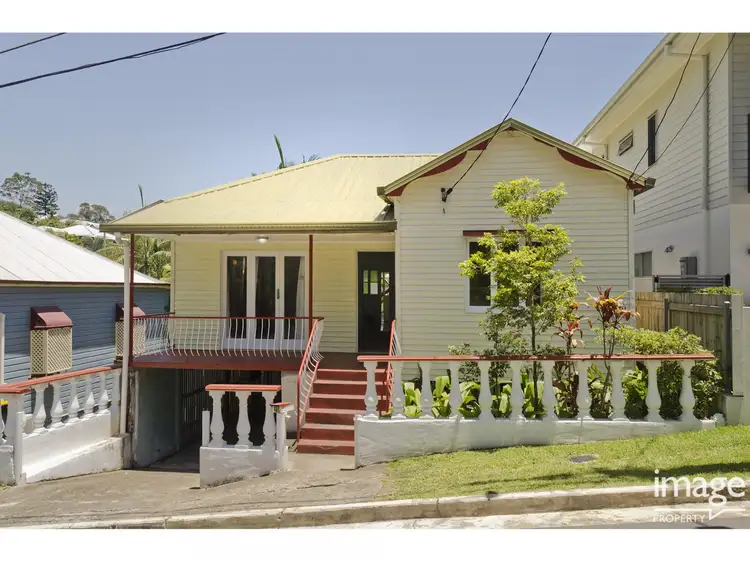 10 Reginald Street