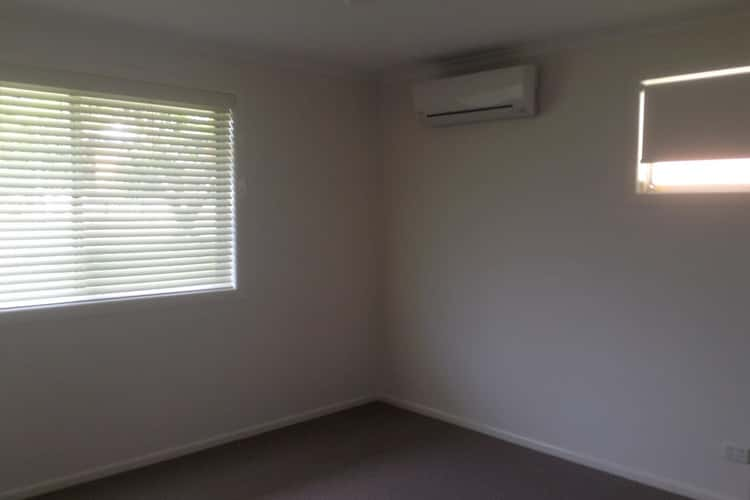 Third view of Homely semiDetached listing, 1/33 Lucinda Street, Clontarf QLD 4019