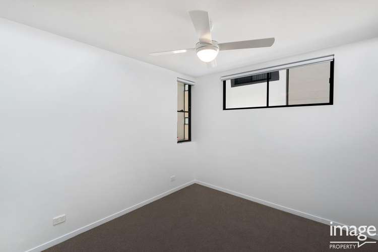 Fifth view of Homely unit listing, 201/38 Andrew Street, Cannon Hill QLD 4170