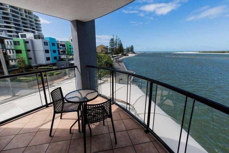 4 Tay Avenue, Caloundra QLD 4551