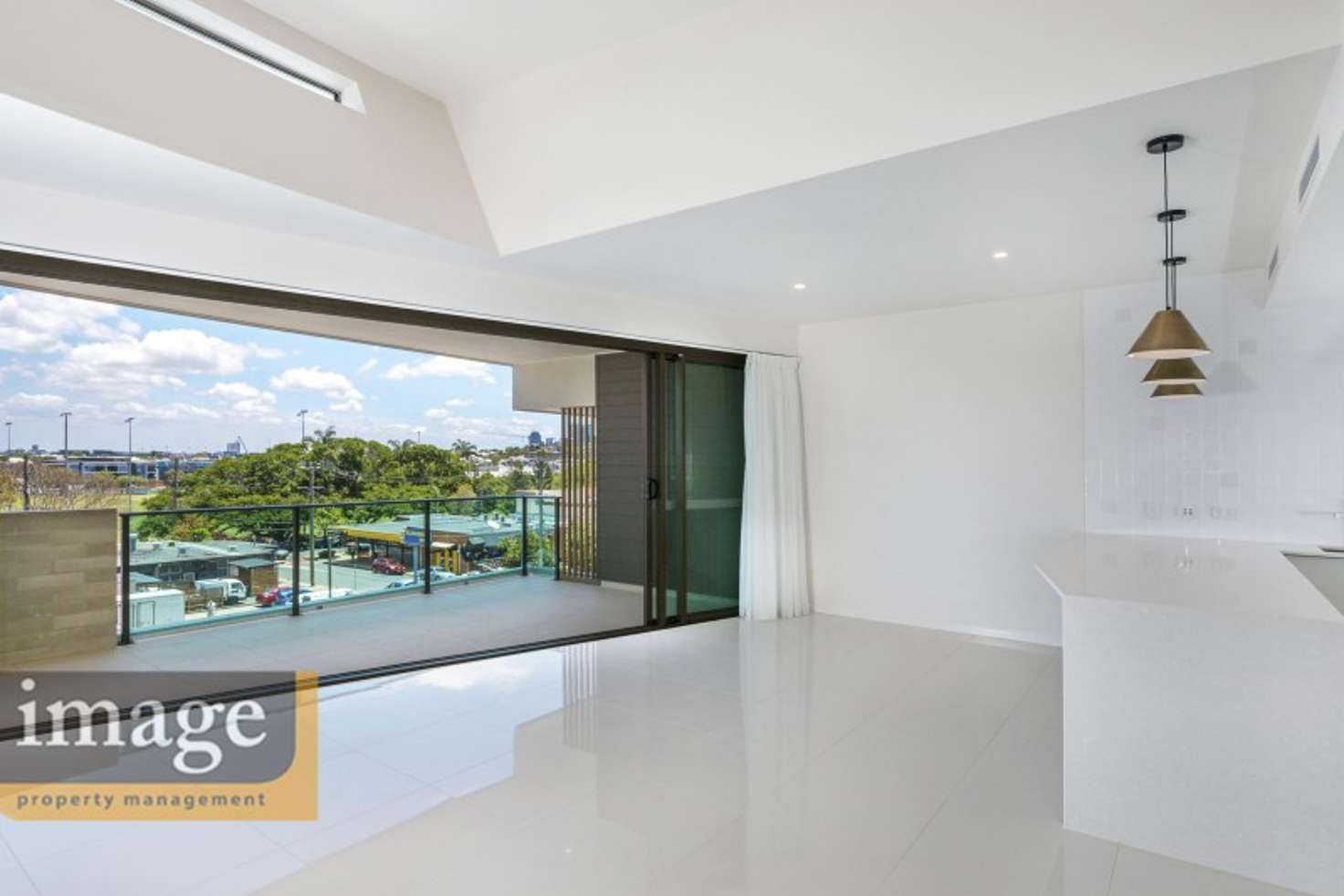 Main view of Homely unit listing, 3/19 Princess street, Bulimba QLD 4171