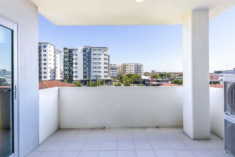 Fifth view of Homely apartment listing, 206/1 Kingsmill Street, Chermside QLD 4032