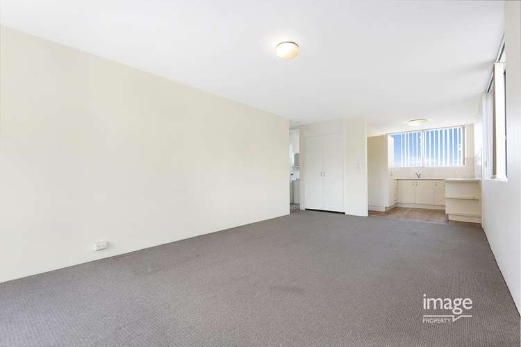Fourth view of Homely unit listing, 3/82 Racecourse Road, Ascot QLD 4007