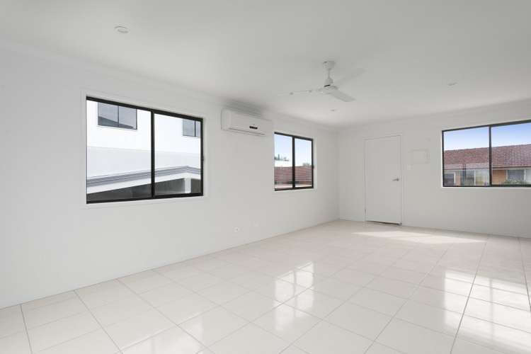 Fifth view of Homely townhouse listing, 1/11 Green St, Booval QLD 4304