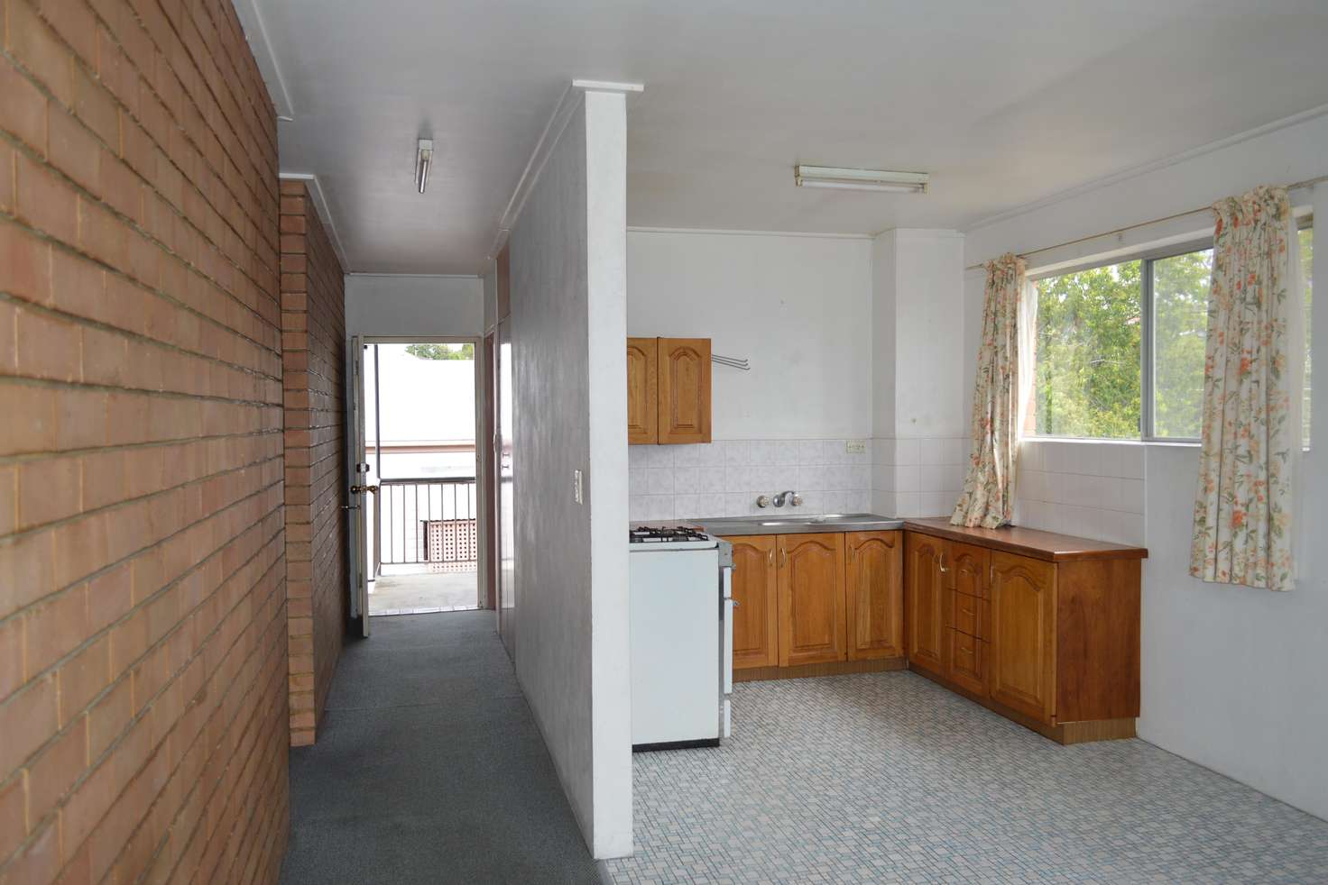 Main view of Homely unit listing, 4/37 Clarendon Street, East Brisbane QLD 4169