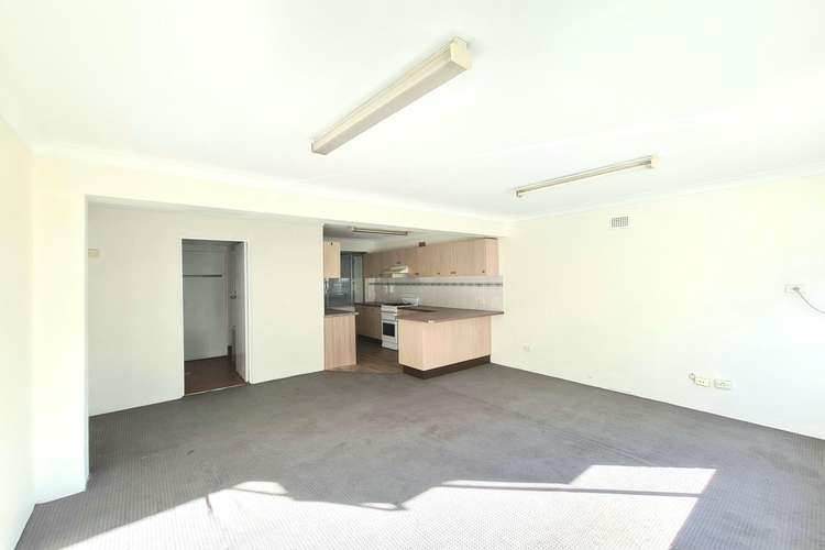 Third view of Homely flat listing, 593B Great Western Highway, Girraween NSW 2145