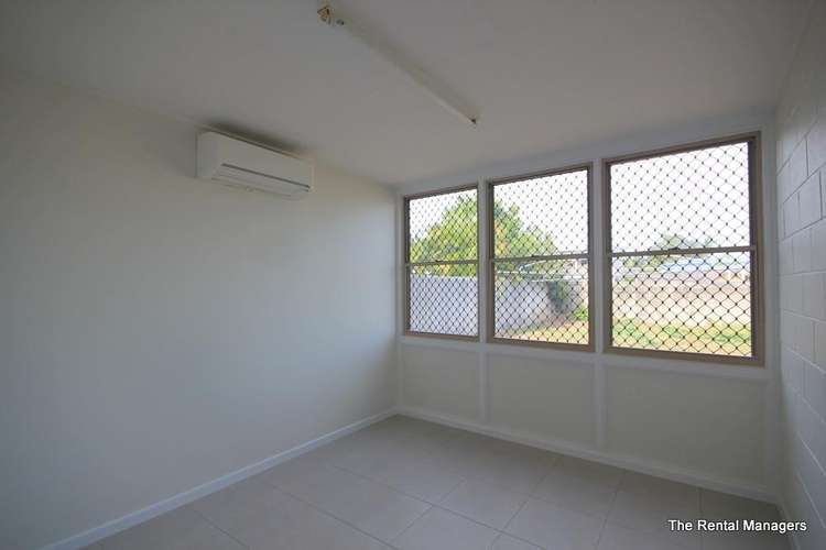 Fifth view of Homely unit listing, 1/18 Launder Street, Mundingburra QLD 4812
