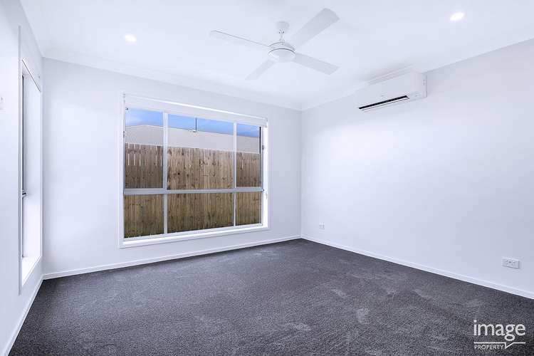 Fourth view of Homely house listing, 61 Chambers Ridge Boulevard, Park Ridge QLD 4125