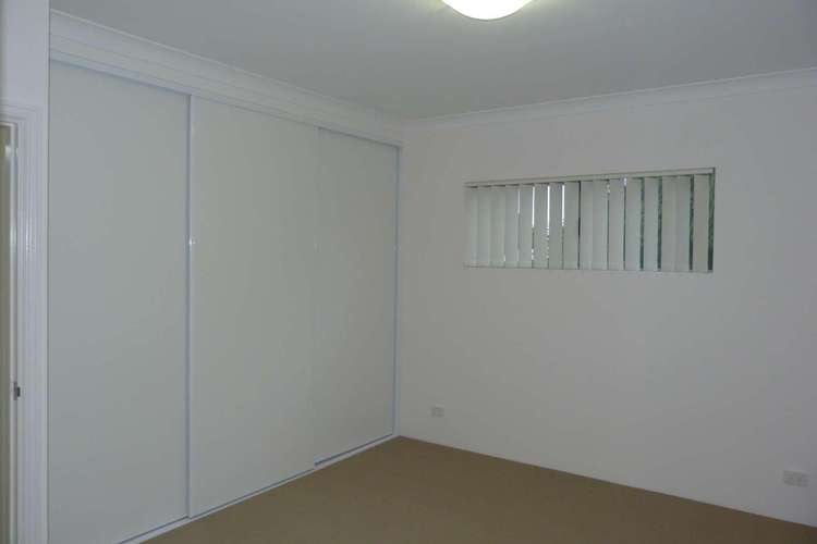 Fifth view of Homely apartment listing, 2/128 Safety Bay Road, Shoalwater WA 6169