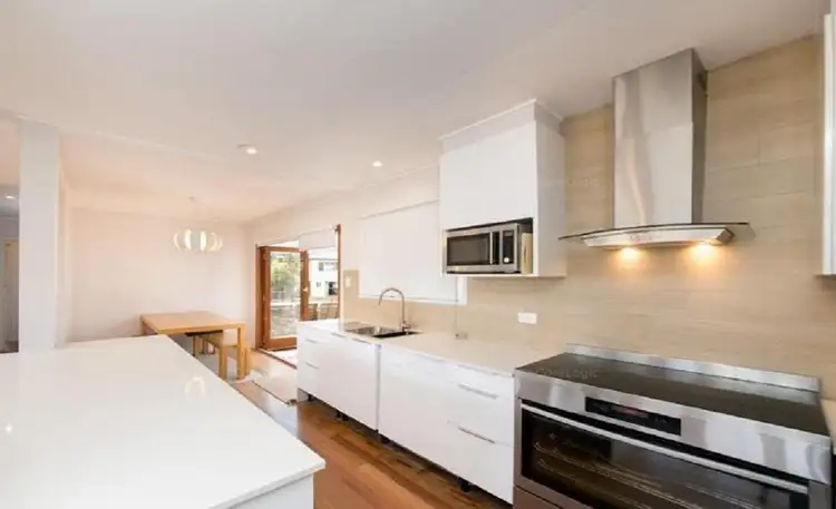 19 Balmore Street