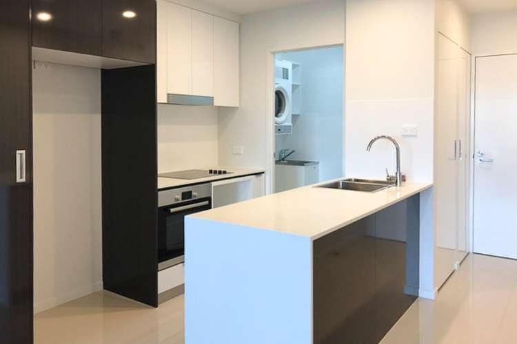 Second view of Homely apartment listing, 35/55 Princess St, Kangaroo Point QLD 4169