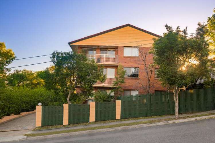 Main view of Homely unit listing, 2/18 Pine Street, Bulimba QLD 4171