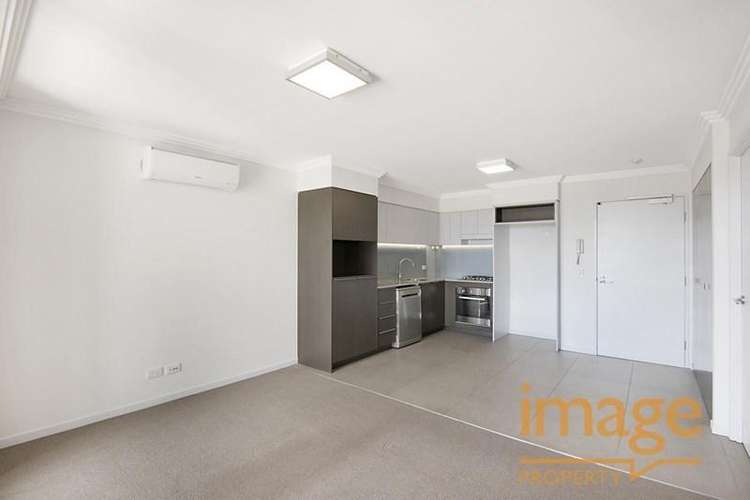Main view of Homely unit listing, 704/14 Merivale Street, South Brisbane QLD 4101