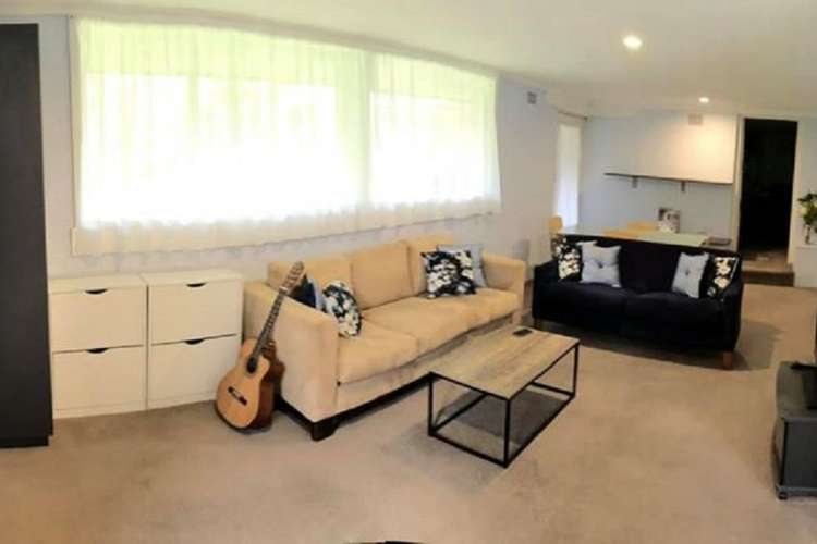 Third view of Homely unit listing, 2/9 Yarrabee Court, Mount Waverley VIC 3149