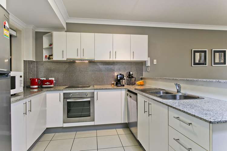Main view of Homely unit listing, 2/505 Boundary Street, Spring Hill QLD 4000