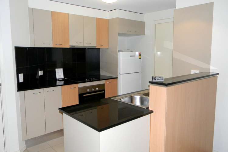 Third view of Homely apartment listing, 82 82/21-31 CYPRESS AVENUE, Surfers Paradise QLD 4217