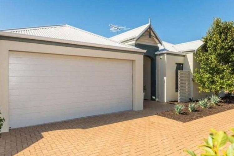 Main view of Homely house listing, 2/11 Paddington Street, Bayswater WA 6053