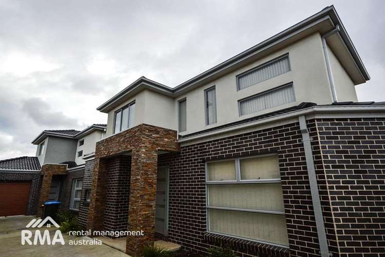 Main view of Homely unit listing, 2/9 Duchess Court, Point Cook VIC 3030