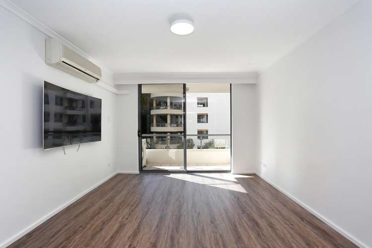 Third view of Homely apartment listing, 199/102 Miller Street, Pyrmont NSW 2009